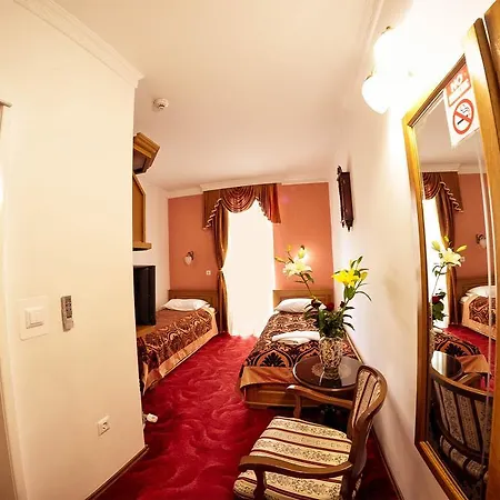 Latinski Most Hotel 3*