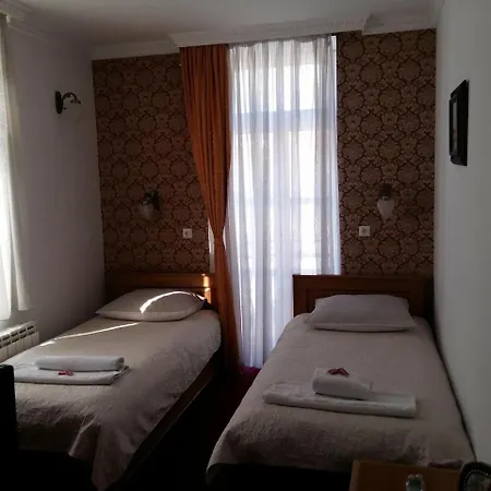 Latinski Most Hotel 3*